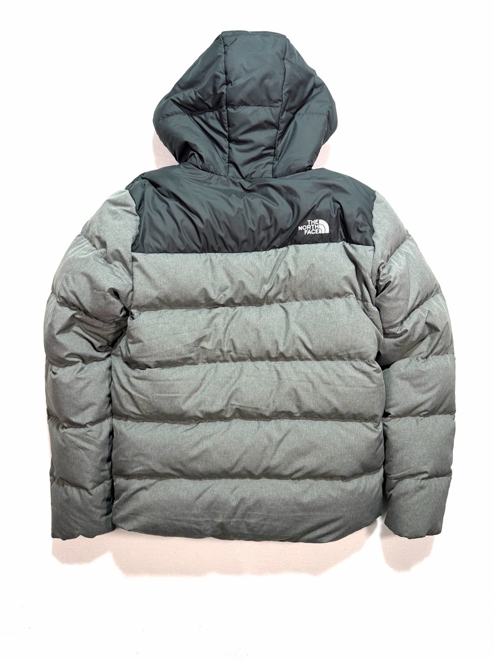 The North Face Boys Puffer Coat Size XL 18-20 Black Grey Warm Jacket Hooded Hood - Picture 2 of 4